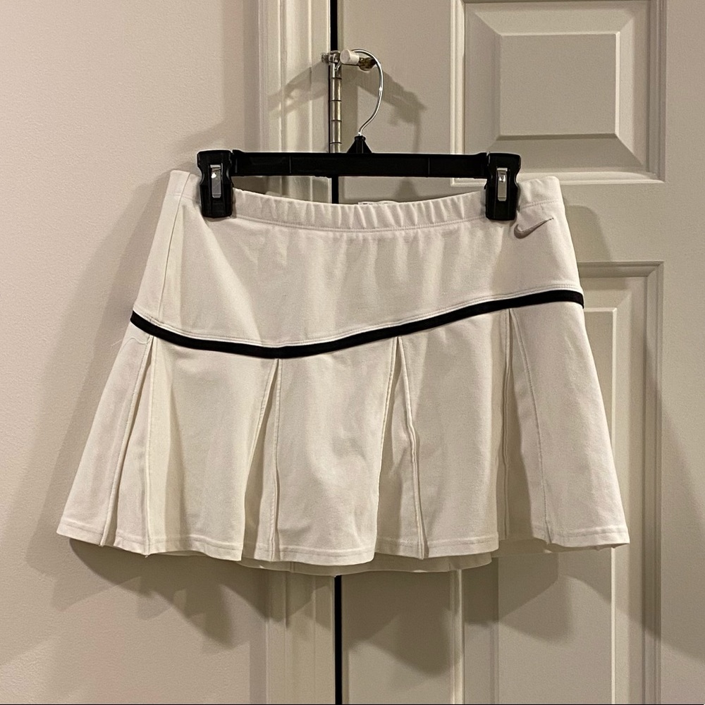 Nike Tennis Skort - Size M
